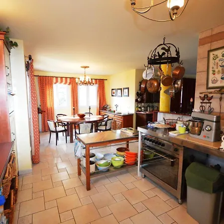 Vakantiehuis Casa Con A/A, Piscina, Barbacoa, Wifi Y A 200M De La Playa En Costa Brava - Es-89-77